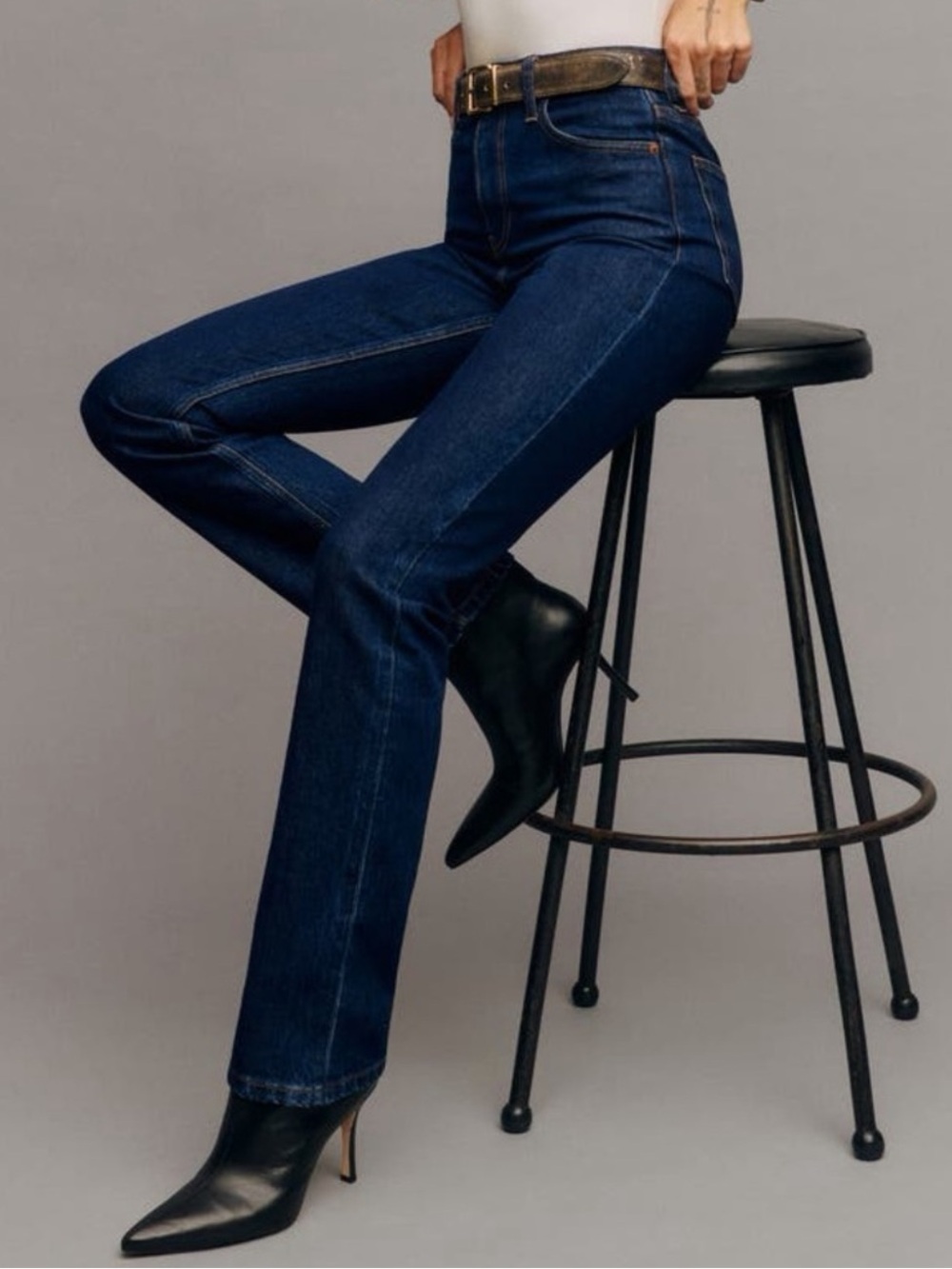 Reformation Jax High-Rise Straight Leg Stretch Jeans NWT Size 23